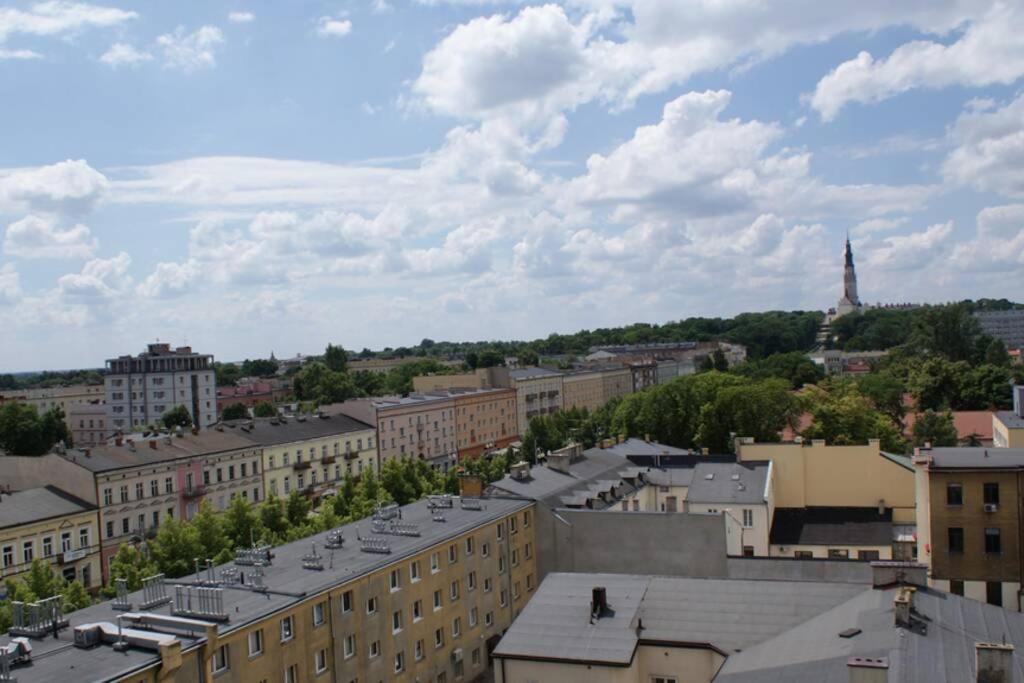 Apartament Z Przepieknym Widokiem W Samym Centrum Częstochowa Exteriör bild
